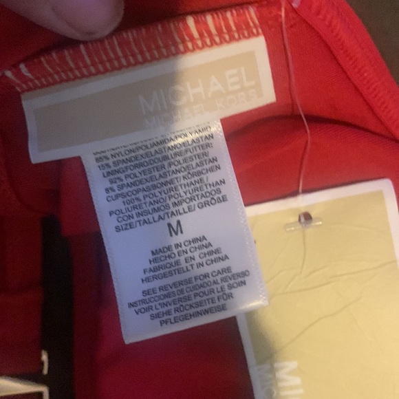 Michael Kors Cruise 2017 red Bikini lalter Top
Size medium - Picture 6 of 8